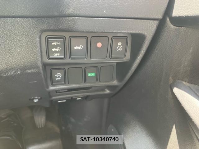 Nissan X-TRAIL 2015-12 8232514-16