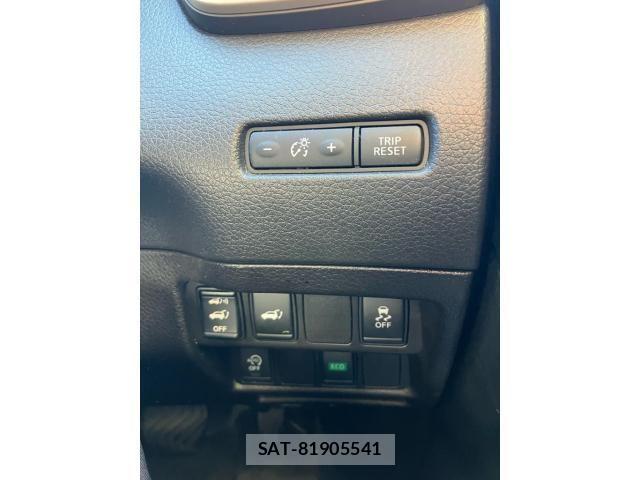 Nissan X-TRAIL 2016-12 8232517-20