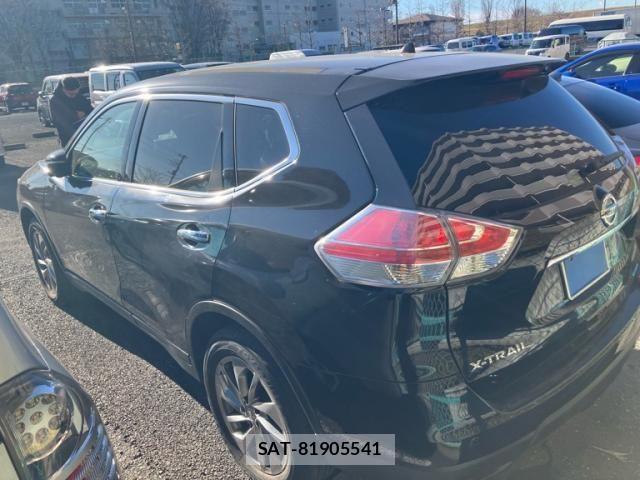 Nissan X-TRAIL 2016-12 8232517-2
