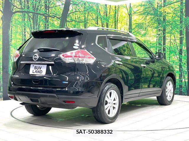 Nissan X-TRAIL 2016-07 8247244-18