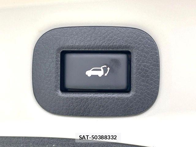 Nissan X-TRAIL 2016-07 8247244-4