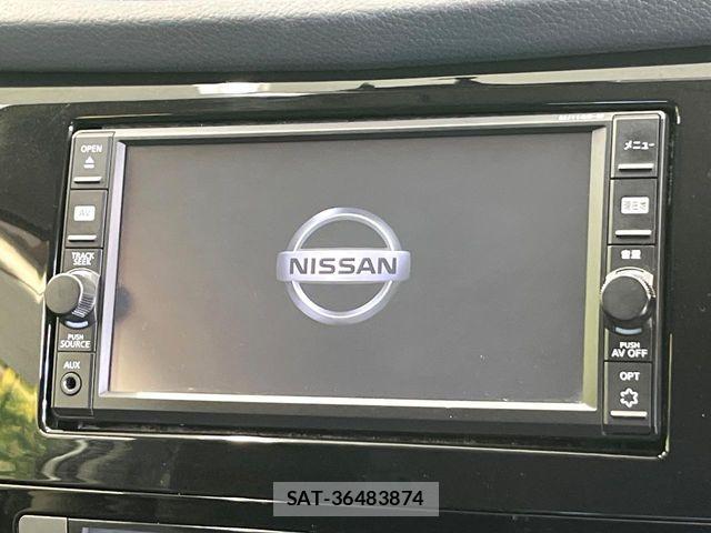 Nissan X-TRAIL 2016-10 8247246-2