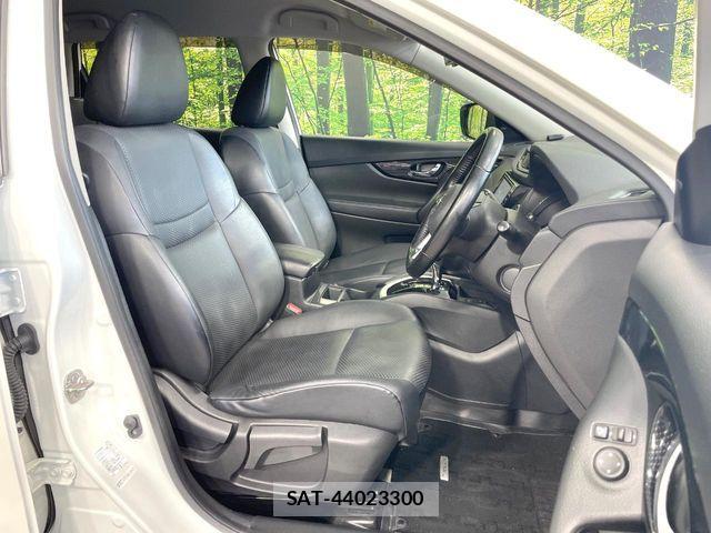 Nissan X-TRAIL 2019-09 8247242-7