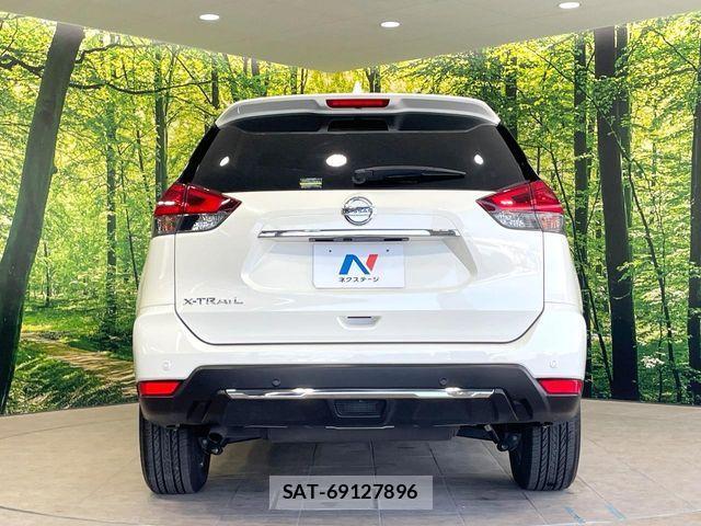 Nissan X-TRAIL 2017-11 8247243-13