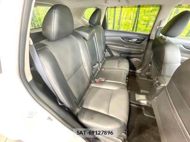 Nissan X-TRAIL 2017-11 8247243-8