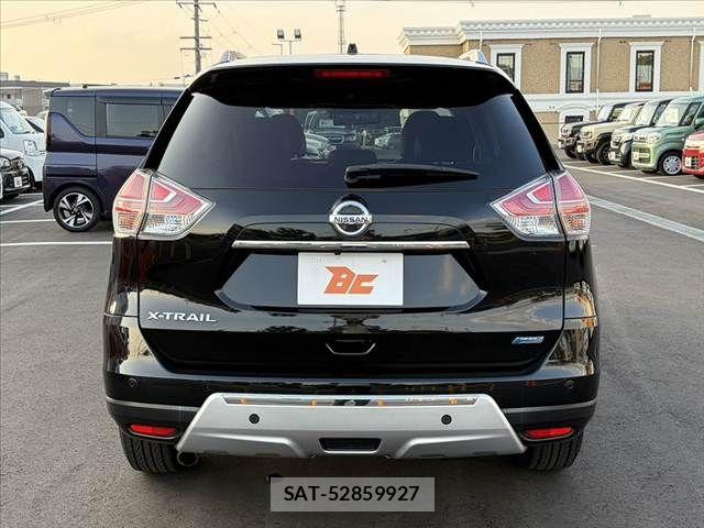 Nissan X-TRAIL 2014-02 8318265-13