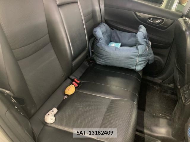 Nissan X-TRAIL 2017-02 8318267-14