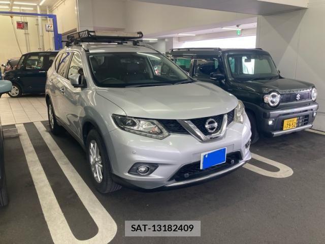 Nissan X-TRAIL 2017-02 8318267-1