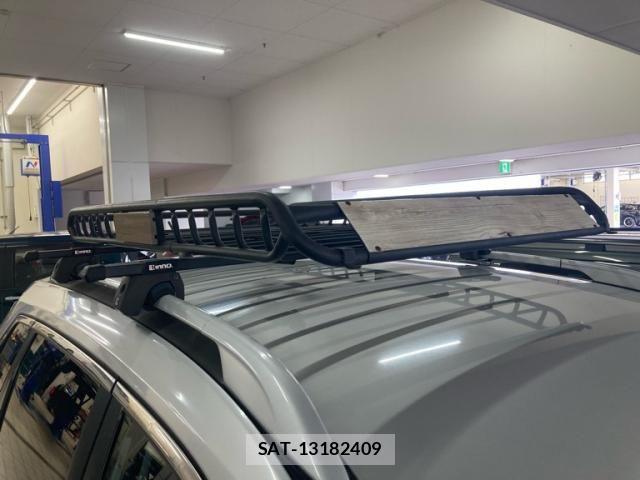 Nissan X-TRAIL 2017-02 8318267-4