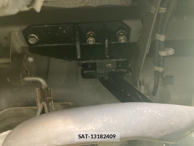 Nissan X-TRAIL 2017-02 8318267-7