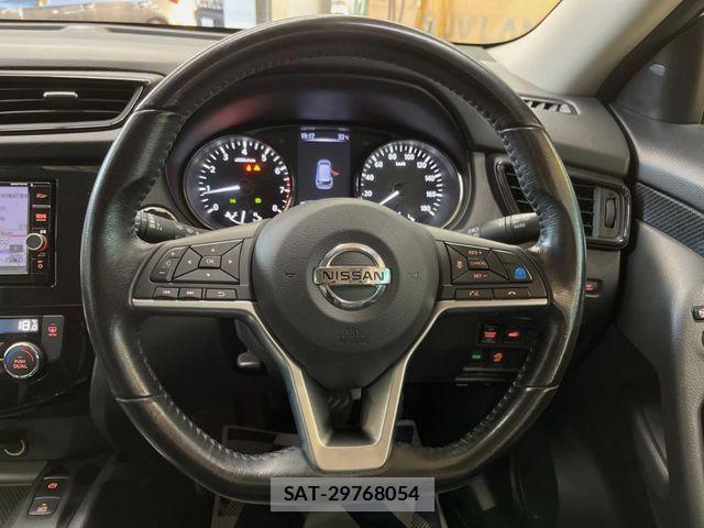 Nissan X-TRAIL 2018-03 8338613-10