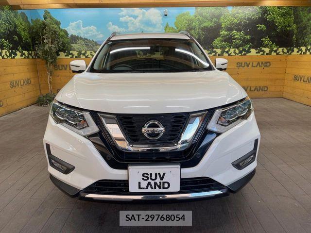 Nissan X-TRAIL 2018-03 8338613-13