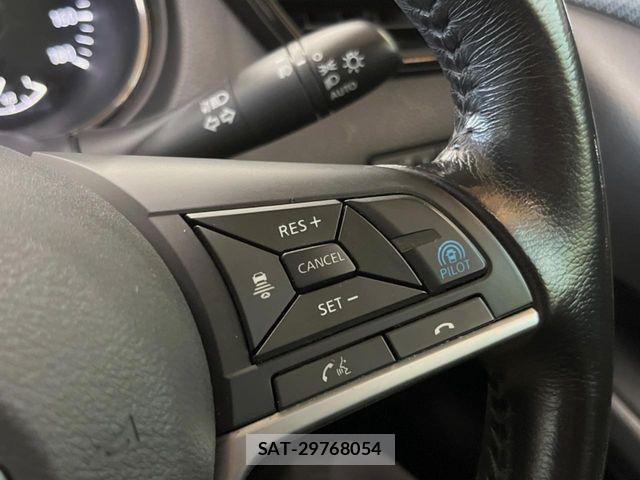Nissan X-TRAIL 2018-03 8338613-4