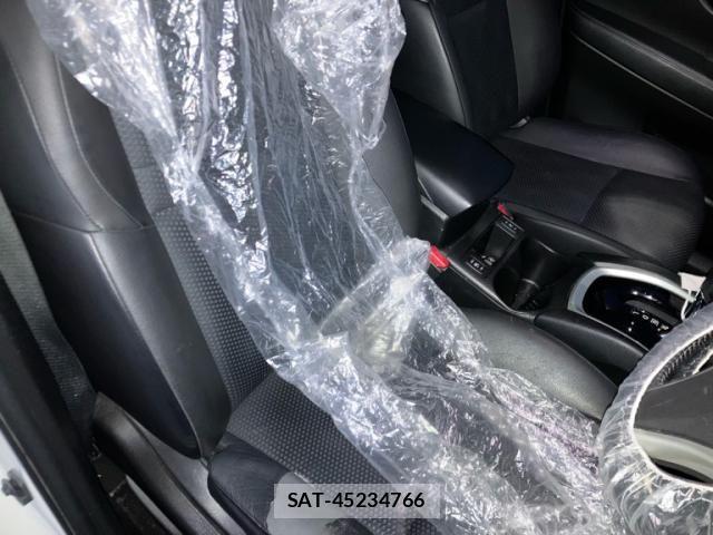 Nissan X-TRAIL 2014-10 8355935-10