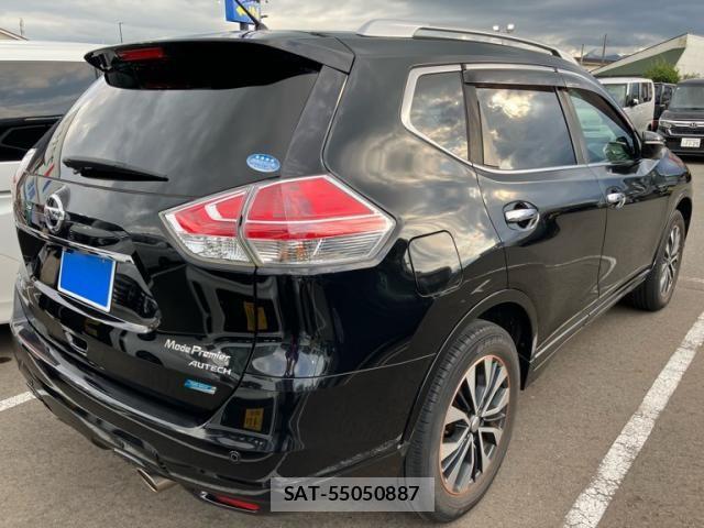 Nissan X-TRAIL 2016-04 8369928-4