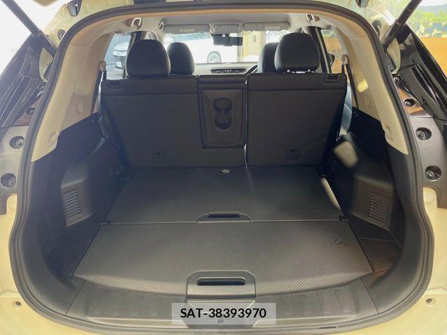 Nissan X-TRAIL 2021-09 8369918-12