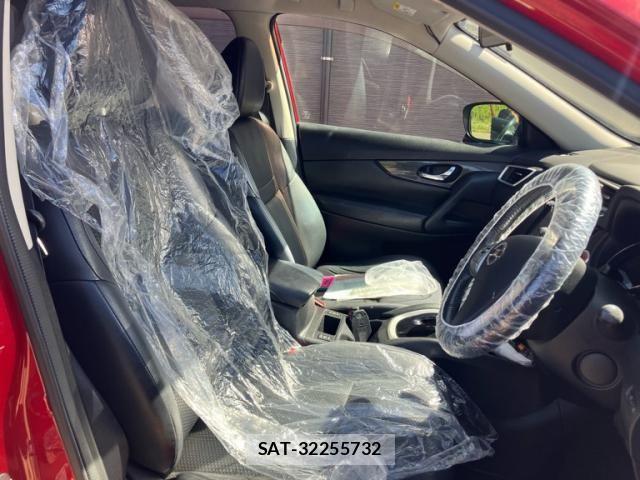 Nissan X-TRAIL 2014-03 8369930-18