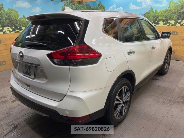 Nissan X-TRAIL 2019-07 8369921-18