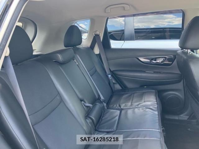 Nissan X-TRAIL 2019-09 8369923-12