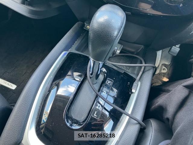 Nissan X-TRAIL 2019-09 8369923-20