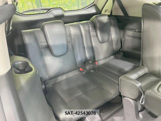 Nissan X-TRAIL 2014-09 8369927-9