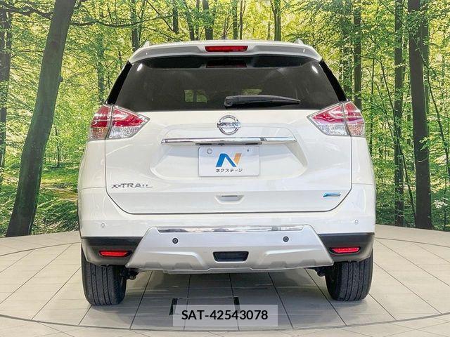 Nissan X-TRAIL 2014-09 8369927-15