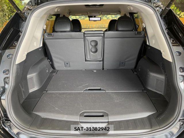 Nissan X-TRAIL 2018-12 8369922-9