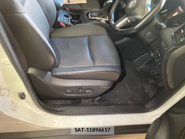 Nissan X-TRAIL 2021-09 8369920-15