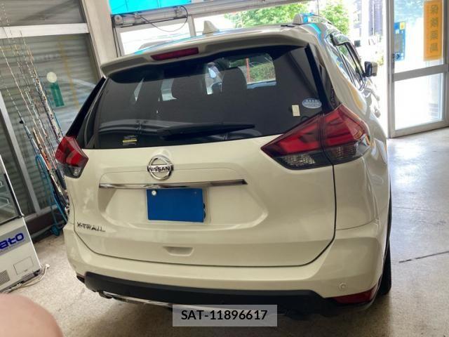 Nissan X-TRAIL 2021-09 8369920-2
