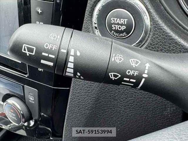 Nissan X-TRAIL 2015-11 8416015-24