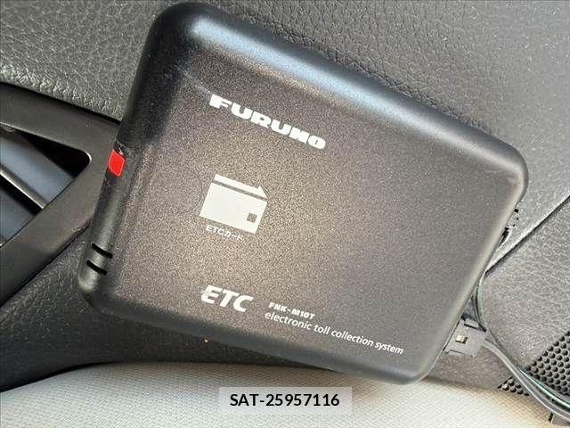 Nissan X-TRAIL 2016-07 8416023-4