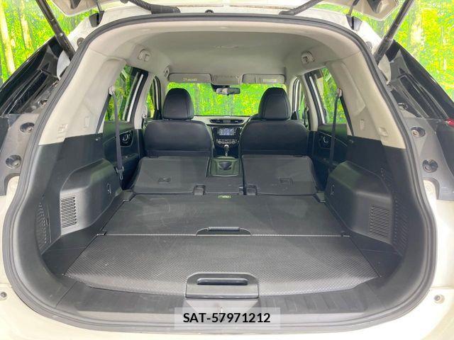 Nissan X-TRAIL 2017-09 8438752-9