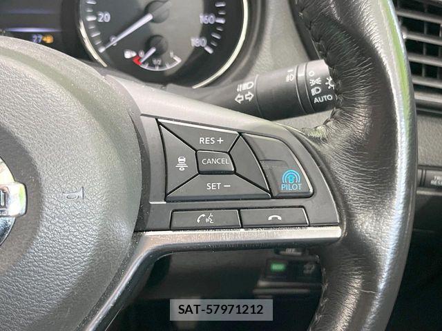 Nissan X-TRAIL 2017-09 8438752-5