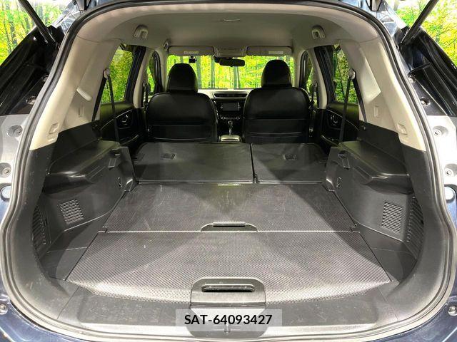 Nissan X-TRAIL 2016-10 8439149-9