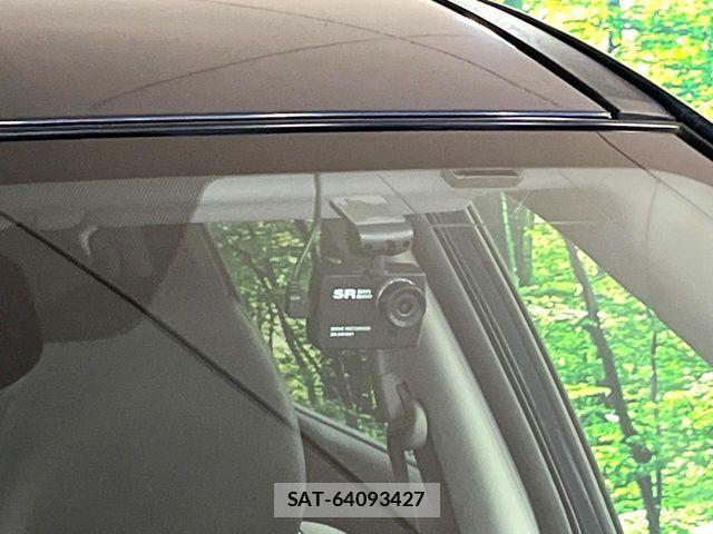 Nissan X-TRAIL 2016-10 8439149-5