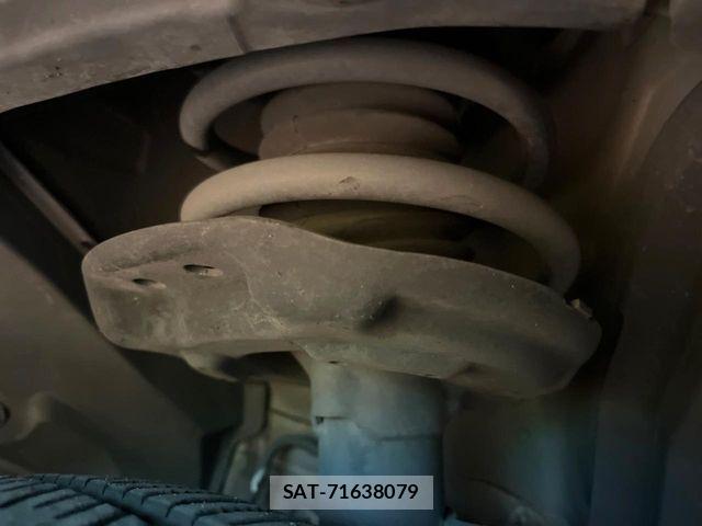 Nissan X-TRAIL 2015-12 8528389-19