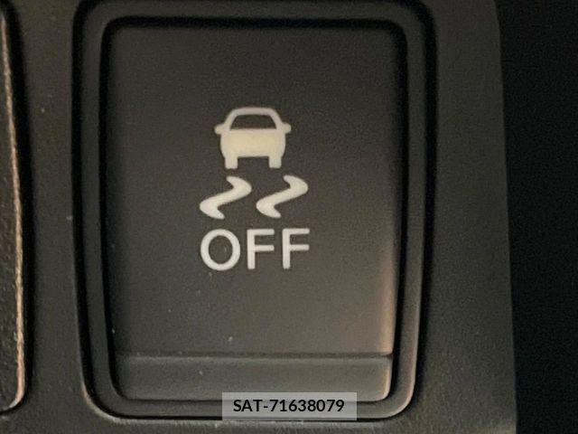 Nissan X-TRAIL 2015-12 8528389-5