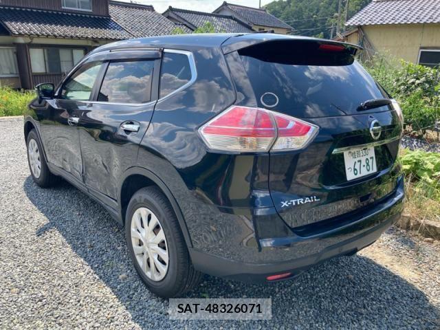 Nissan X-TRAIL 2016-02 8528390-1