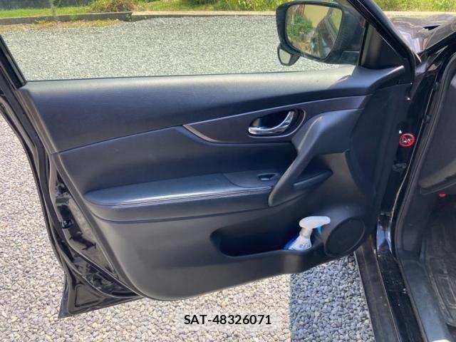 Nissan X-TRAIL 2016-02 8528390-6