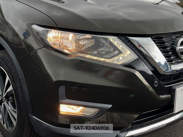 Nissan X-TRAIL 2018-12 8528385-11