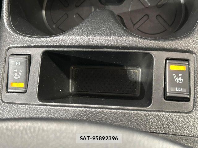 Nissan X-TRAIL 2016-03 8564190-4