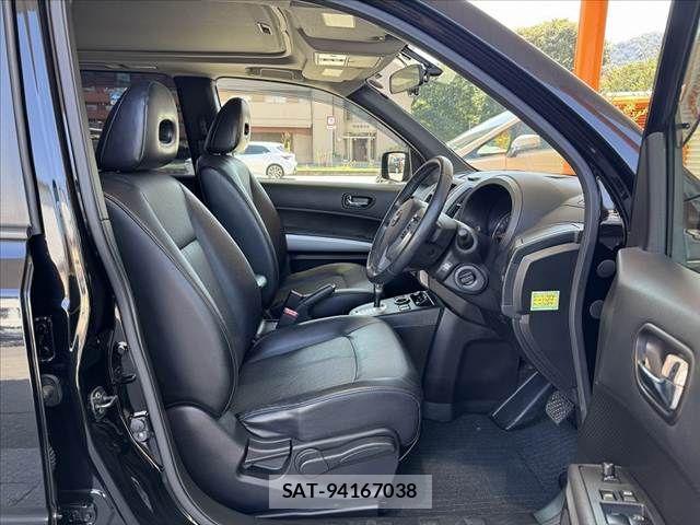 Nissan X-TRAIL 2013-10 8564192-15
