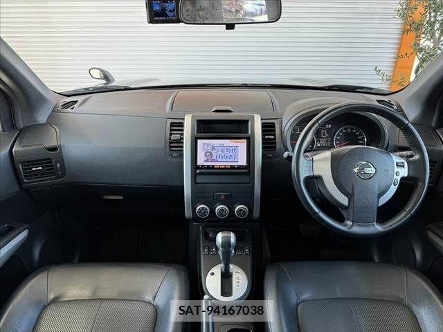 Nissan X-TRAIL 2013-10 8564192-1