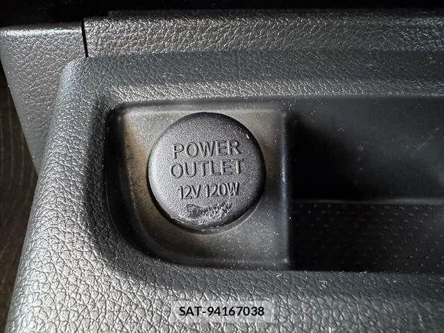 Nissan X-TRAIL 2013-10 8564192-25