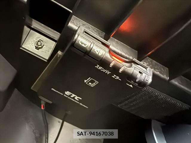 Nissan X-TRAIL 2013-10 8564192-28