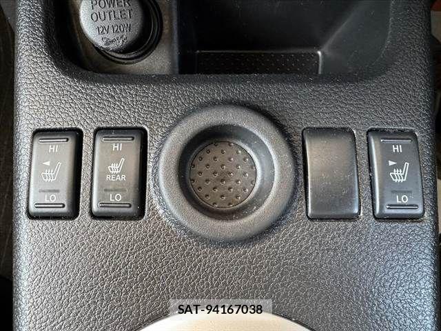 Nissan X-TRAIL 2013-10 8564192-4