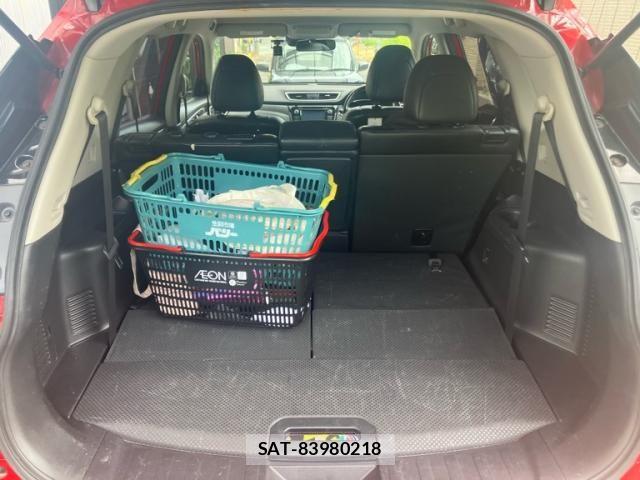 Nissan X-TRAIL 2014-11 8564191-14