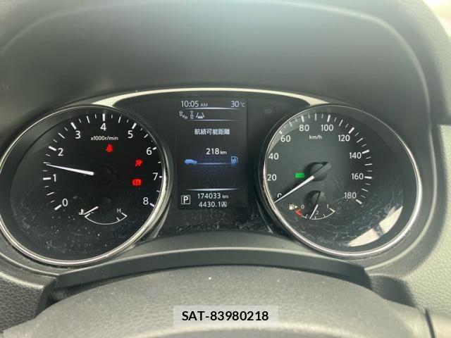 Nissan X-TRAIL 2014-11 8564191-18