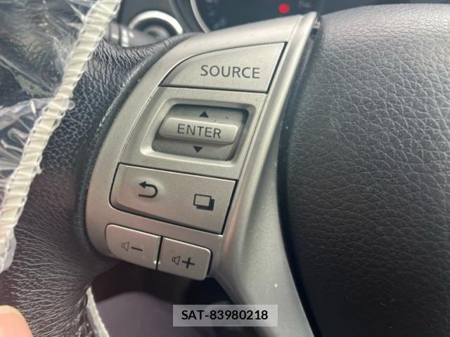 Nissan X-TRAIL 2014-11 8564191-20