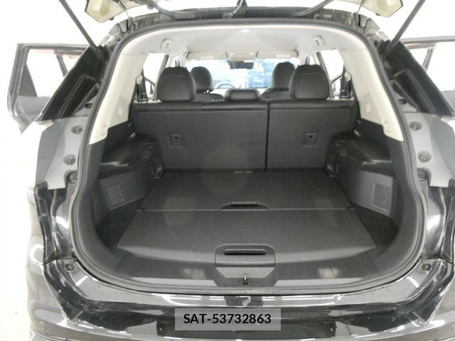 Nissan X-TRAIL 2016-10 8564188-9